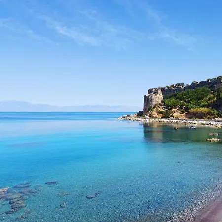 Xenios Zeus 1 Apartman *